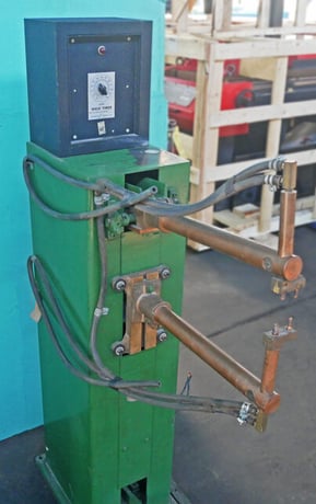 10 KVA Alphil #RFTD, Spot Welder, 18" Throat, 4.7 Amps, 220 V Primary, 18-2.7 V Secondary - Image 2