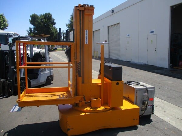 500 lb. Lift-A-Loft #VAL-3-20, " Vert-A-Lift" platform lift, 19' 5" lift height - Image 6