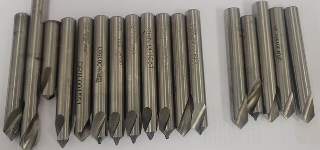 Guehring #D2N9006, Spot Drills, 1/2" Drill diameter, 90 Deg. Point Angle, Set of 17 - Image 1