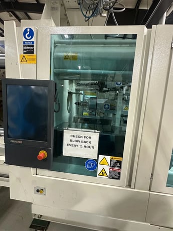 394 Ton, 13.9 oz., Krauss Maffei #Multinject-CXZ350-1000/380, horizontal plastic injection molder, 52" DL - Image 9