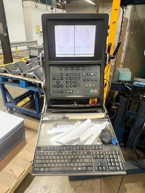 143 Ton, Pullmax Ursviken #Optiflex-130x82-3.1, 8-Axis CNC hydraulic press brake, 11.5'OA, 122" between - Image 6