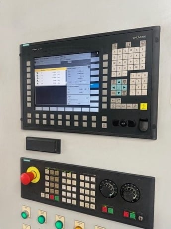 Flow, 5-Axis CNC waterjet, 72" x 96" x 24", high pressure, low hours, 2005 - Image 4