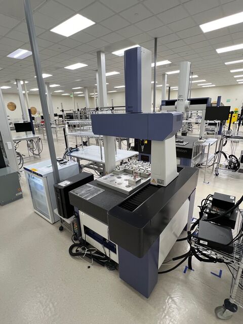 Mitutoyo #Crysta-Apex-C574, coordinate measuring machine, 19.7" X, 27.6" Y, 15.7" Z, calibration sphere - Image 1