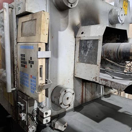 300 Ton, 30 Oz, Van Dorn #300-RS-30F-HT, Injection Molding Machine, 1993 - Image 3