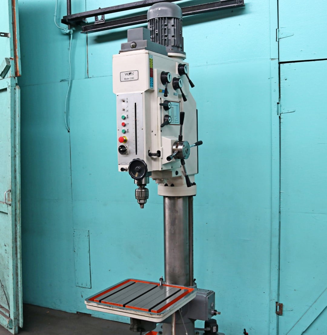 33" Wilton #2380, Round Column Drill Press, Direct Drive w/ Mechanical Clutch, 11" spindle travel, 23.5" x - Image 8