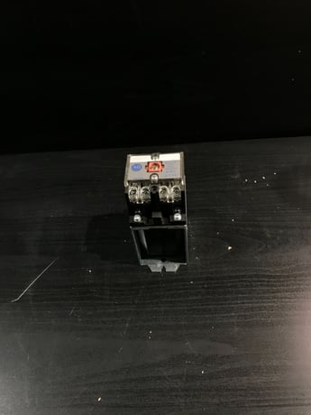 Allen-Bradley #700DC-PK400Z24, DC Relay, 600 V - Image 2