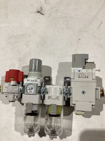 SMC #AV3000-03S-5DZB-A, Pneumatic Valve for FRL System - Image 2