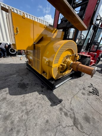 3000 KW, Kato Engineering, 480 Volts, 3 phase, continuous generator end - Image 2