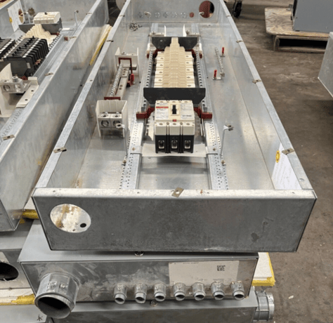 400 Amp. Cutler Hammer, PRL2A, Panelboard, 277/480 Volts 3PH 4W 42Cir Indoor Encl FD3225 MLO P578 - Image 6
