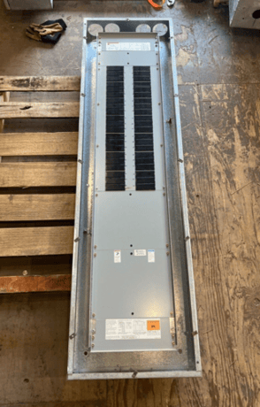 600 Amp. Cutler-Hammer, Panelboard, PRL3A, Panelboard, 480/277 Volts 3PH 4W 42 Circuit MLO Indoor P665 - Image 4