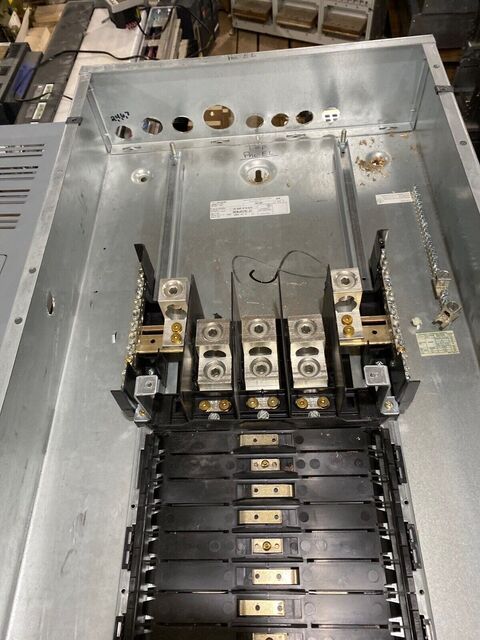 600 Amp. Square NF, Panelboard, 480/277 Volts 3PH 4W 66 Cir Indoor Encl MLO 600 Amp MH74BE P653 - Image 3