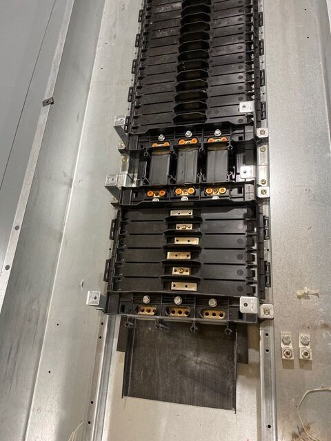 600 Amp. Square NF, Panelboard, 480/277 Volts 3PH 4W 66 Cir Indoor Encl MLO 600 Amp MH74BE P653 - Image 5
