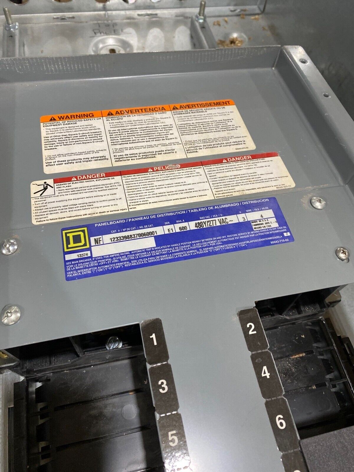 600 Amp. Square NF, Panelboard, 480/277 Volts 3PH 4W 66 Cir Indoor Encl MLO 600 Amp MH74BE P653 - Image 9