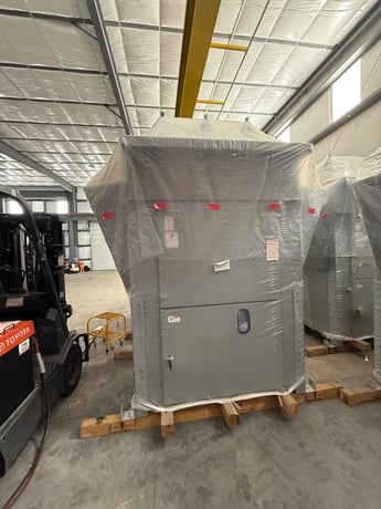 3000 Amps, Siemens breakers, vacuum, 38 KV, surplus (x6) - Image 1