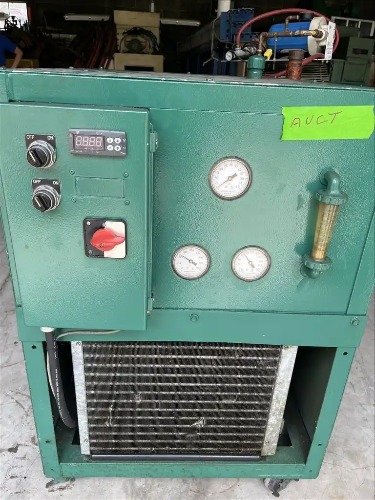 Water chiller - Image 2