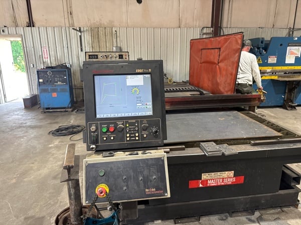 Advanced Cutting Systems, Plasma cutting table, 5' x 10' cutting area, Hypertherm Edge PRO-TI Control & 85 A - Image 3