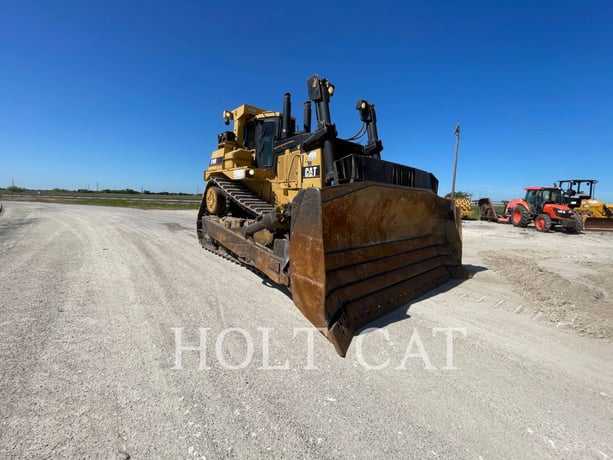 Caterpillar D10R, Crawler Dozer, 33512 hours, S/N: AKT00552, 2004 - Image 2