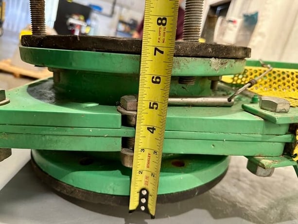 8" Clarkson, manual knife gate valve, Carbon steel constructin w/gum rubber lining, 150 psi, unused - Image 6