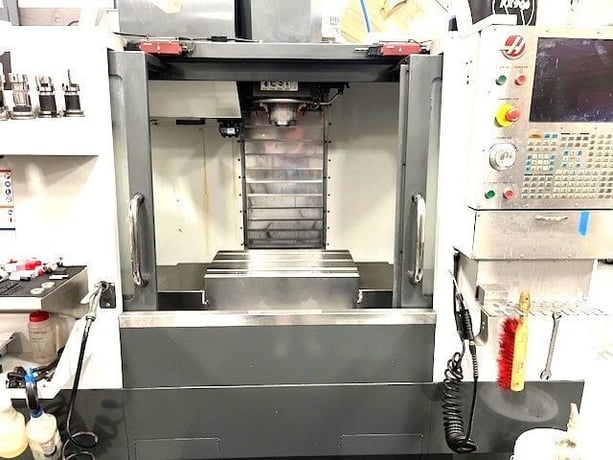 Haas #VF-1, vertical machining center, 24 automatic tool changer, 20" X, 16" Y, 20" Z, 10000 RPM, #40, 30 HP - Image 2