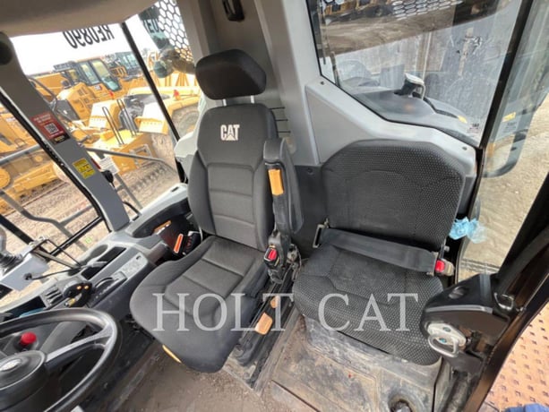 Caterpillar W00 725, Water Truck, 2505 hours, S/N: 3T900890, 2023 - Image 7