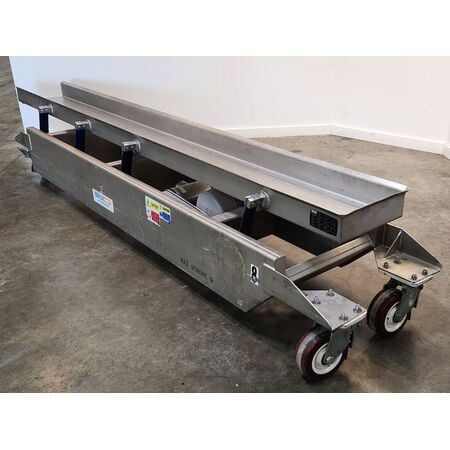 14" wide x 11' long, Key Technologies, iso-glide transfer shaker conveyor Feeder - Image 3