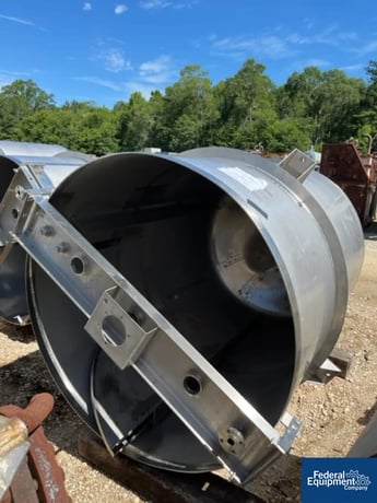 1693 gallon ICCNW, Tank, Stainless Steel, 69" diameter x 96" straight side, flat top w/ cover, dish bottom - Image 3