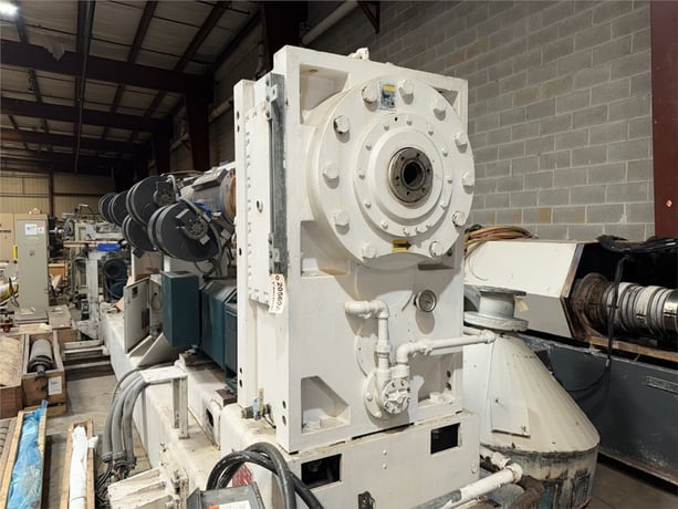 Koellmann #UNEX-8.13, gearbox for Welex extruder, 8.71:1 gearbox ratio, 500 HP @ 1750 RPM - Image 1