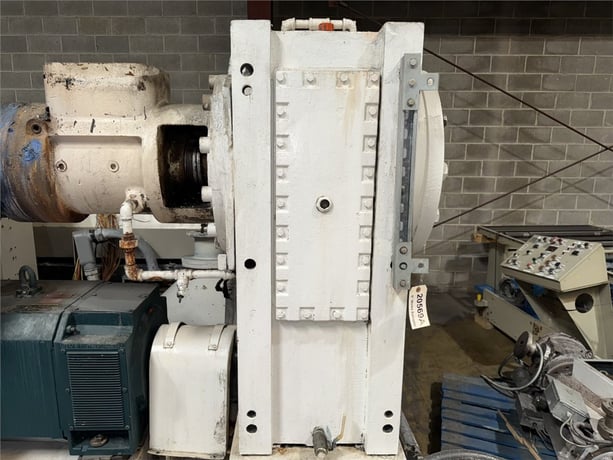 Koellmann #UNEX-8.13, gearbox for Welex extruder, 8.71:1 gearbox ratio, 500 HP @ 1750 RPM - Image 6