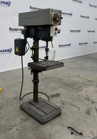 17" Rockwell #17-600, variable speed drill press, #2MT taper, 1 HP, 230-4250 RPM, drill chuck, key - Image 3