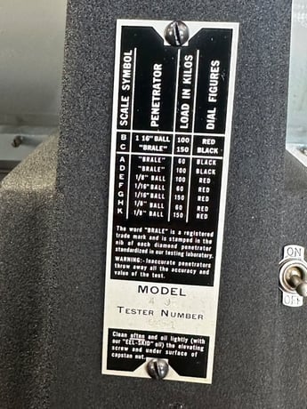 Rockwell #4JR, Superficial Hardness Tester, 12" vertical, 5.25" throat - Image 4