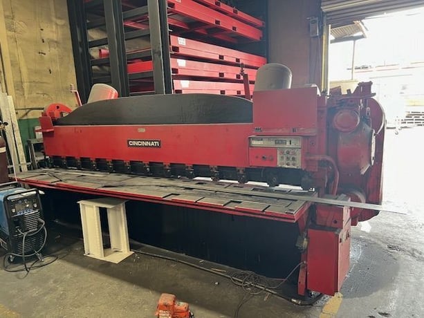1/4" x 12' Cincinnati #2CC12, Squaring Shear, 48" Back Gauge, 60 SPM, 13 hold downs, 4" throat, 15 HP, elect - Image 1