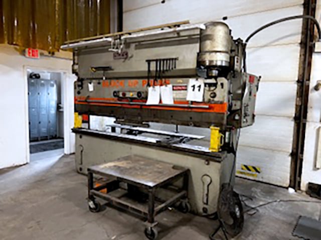 110 Ton, Pacific #110-10, Hydraulic Press Brake, 10' overall length, 8.5' Between Housings, 7" Stroke, 6" - Image 1