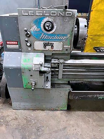 28" Leblond, Engine Lathe, 16" Chuck diameter, 12' overall Bed length, 460 V - Image 2