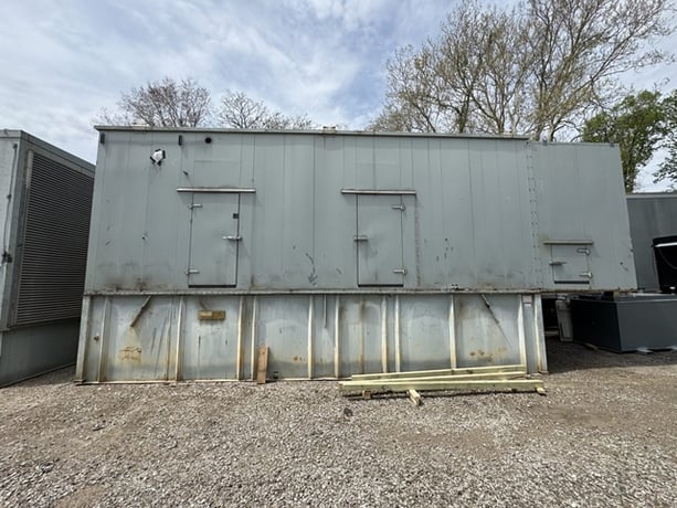 2000 KW Caterpillar #3516C, Diesel Generator, Sound Attenuated, Tier 2 Emissions, 2447 HP, 480 Volts, 234 - Image 1