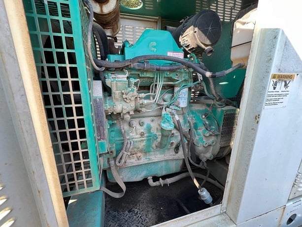 35 KW Cummins #35DGBB-4796, Diesel Mobile Generator, Sound Attenuated, Tier 1 Emissions, 47 HP, 1800 RPM - Image 9