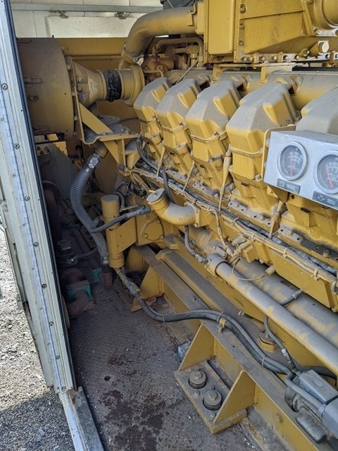 1000 KW Caterpillar #G3516, Natural Gas Generator, Sound Attenuated, 1341 HP, 4160 Volts, 3454 Hrs., 1995 - Image 6