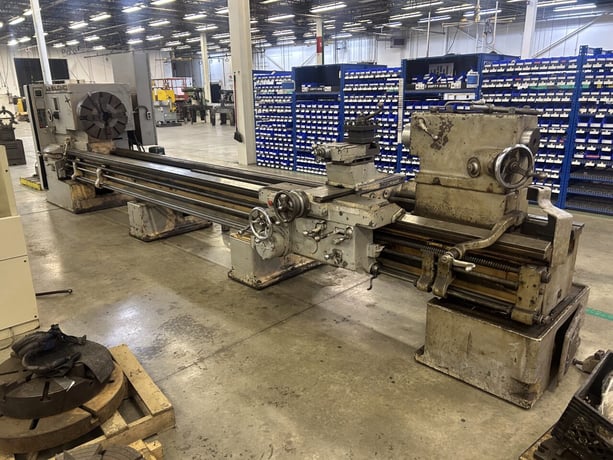36" x 192" LeBlond #3220-25, heavy duty engine lathe, 4-jaw chuck, steady rest, tool post - Image 1