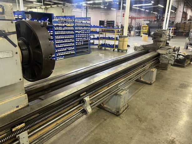 36" x 192" LeBlond #3220-25, heavy duty engine lathe, 4-jaw chuck, steady rest, tool post - Image 8