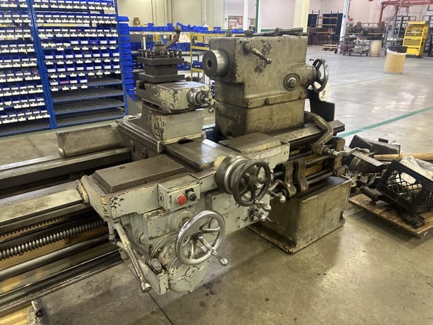 36" x 192" LeBlond #3220-25, heavy duty engine lathe, 4-jaw chuck, steady rest, tool post - Image 9