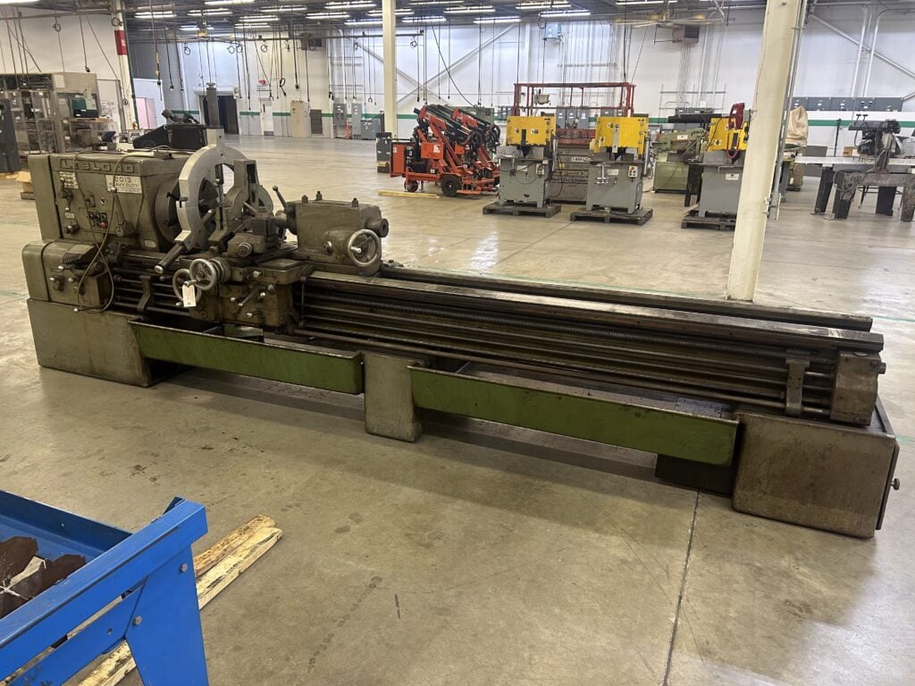 21" x 120" LeBlond #2013-Heavy-Duty, engine lathe, 4-jaw chuck, 2 steady rests, taper attachment - Image 2