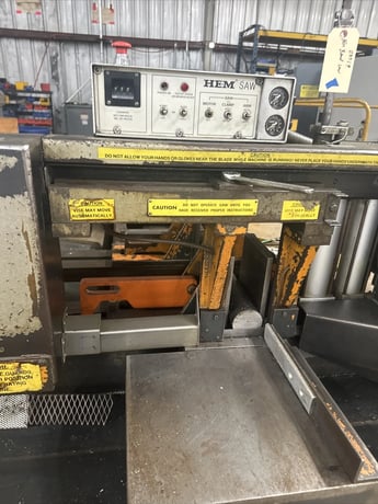12.75" x 12.75" HEM #H90A-B/F, semi automatic band saw, 220/440 V., 154" x 1" x 0.035" blade, variable speed - Image 3