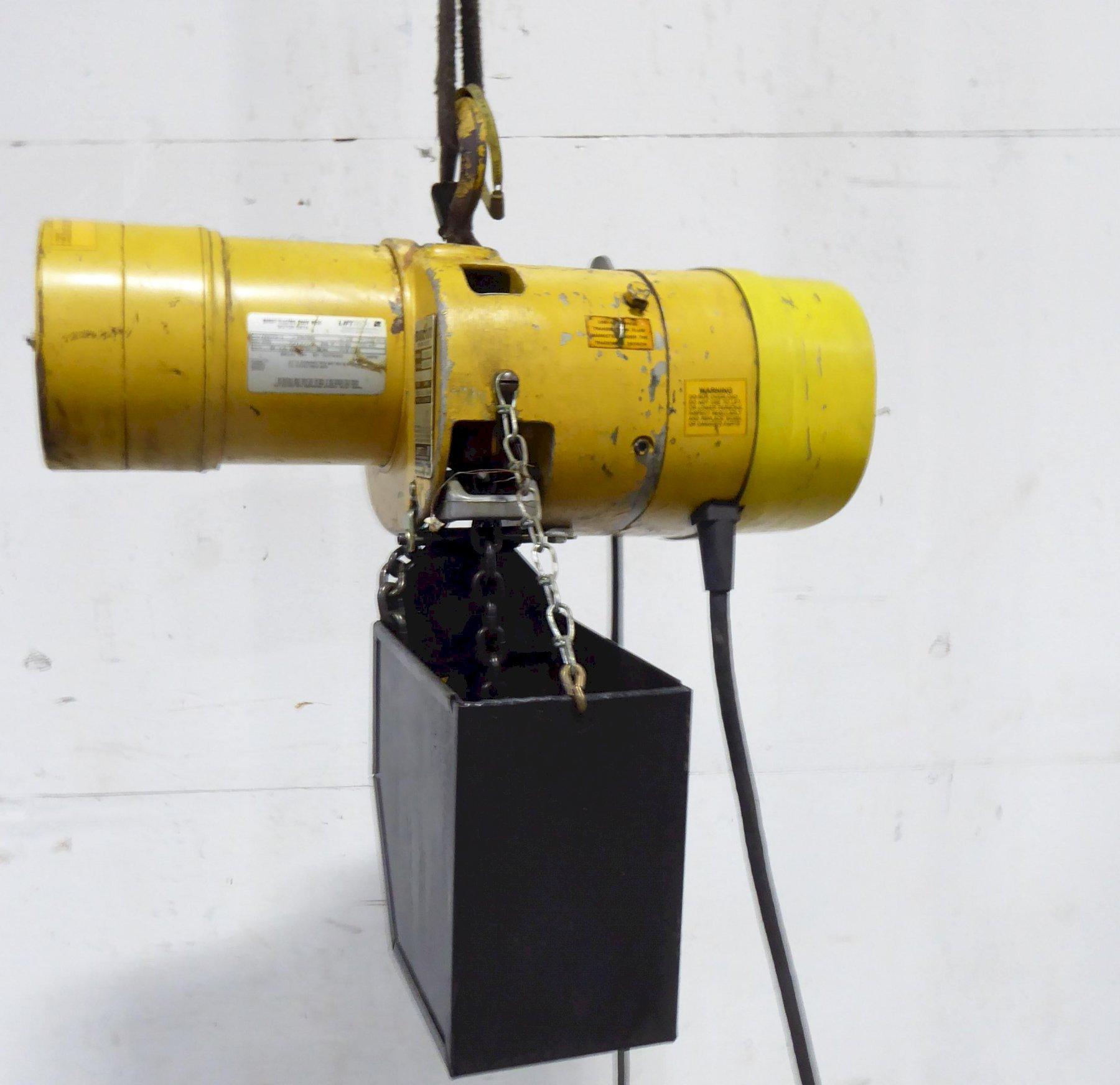 1/2 Ton, Budgit #115843-3, electric chain hoist, 1/2 HP, 16 FPM, chain bucket, pendant Control - Image 2