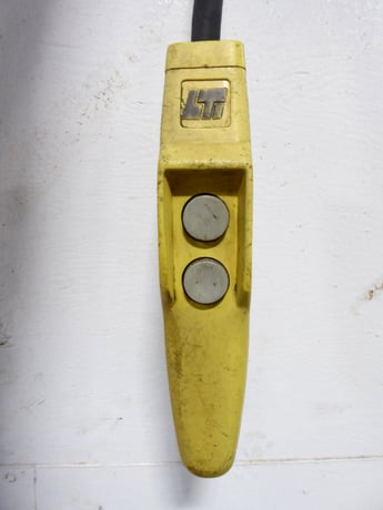 1/2 Ton, Budgit #BEH5032, electric chain hoist, 1/2 HP, 32 FPM, chain bucket, pendant Control - Image 4