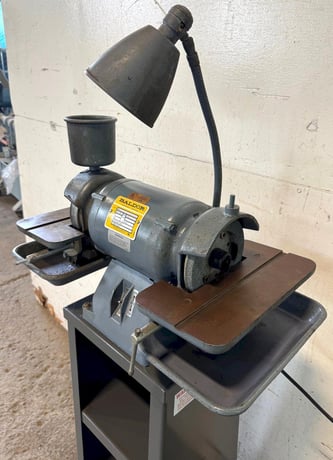 Baldor #500, double end carbide grinder, 6" wheel, 1-1/4" bore, 3/4" shaft, 1/2 HP, 3600 RPM, pedestal base - Image 6
