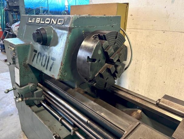 19" x 54" LeBlond #Servo-Shift, 15" 4-jaw chuck, L-1, 26-2010 RPM, Steady Rest, thread dial - Image 5