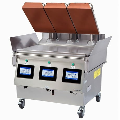Garland #XPG36, Gas Clamshell Griddle, 39 21/32", Thermostatic Controls, new - Image 2