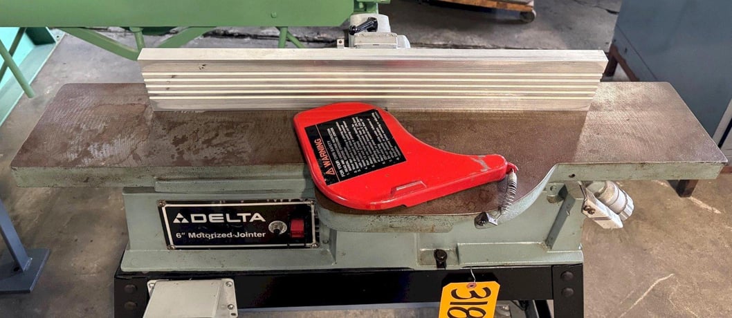 6" Delta #37-280, jointer, 3-knife head, 6-3/8" x 35-3/4" tbl., stand w/ casters - Image 4