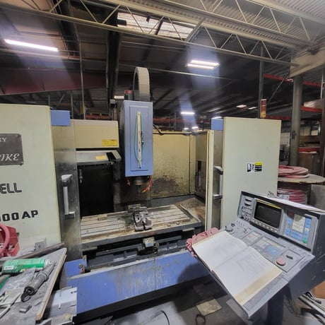 Leadwell #MCV-1000AP, vertical machining center, 43" X, 24" Y, 20" Z, 25 HP, 44" x20" table, 6000 RPM, Fanuc - Image 3