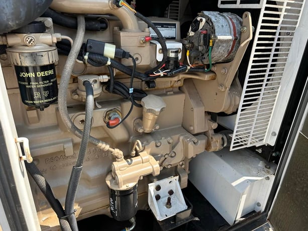40 KW Multiquip Power #4045TF275D, diesel generator, J Deere engine, rental grade, 208 Volts, 564 hours, 2005 - Image 4