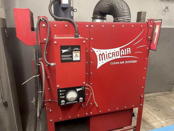 2100 cfm MicroAir #RP2, dust collector, 8" inlet, 5 HP, 460 V., 2010 - Image 1